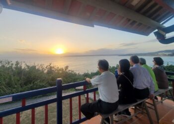 救國團墾丁青年活動中心「成功閣」夕陽 私房景點