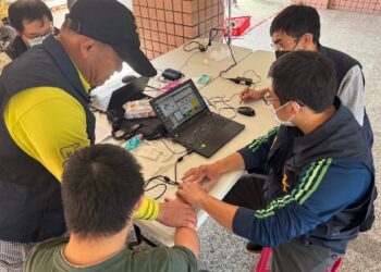 守護每一個小天使 嘉義市攜帶型指紋掃描系統成好幫手