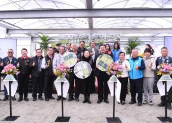 賓威能源全台首場「溫室及植物環控栽培設施-附屬綠能設施」示範案場在花蓮  徐榛蔚樂見新農業里程碑