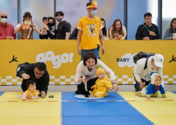 漾新聞|喜迎黃色小鴨 青年局辦寶寶爬行賽趣味橫生