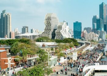 過年最強檔市集 380個品牌「駁二小夜埕」 初一到初五歡暢登場！