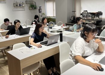 落實食安教育！ 開平餐飲全校師生必修國際食品安全認證系統 全校教職員通過率100%