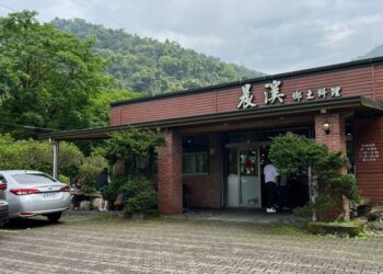 晨溪農場休閒兼啖蘭陽美食「糕渣、糟餅、白斬鷄…」