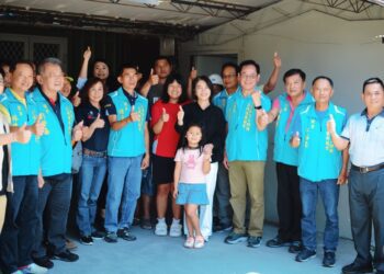 屏東百工師傅協會「修新厝」 周春米縣長到場攜手百工用愛「安家」