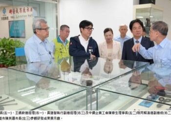 賴清德視察中鋼 感謝中鋼對台灣經濟發展的貢獻