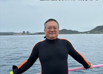 珊瑚白化的殺手 棘冠海星 出現在墾丁獨立礁