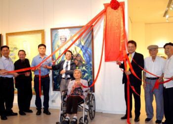 何文杞美術館隆重開幕  展出國寶級畫家何文杞103幅傑作