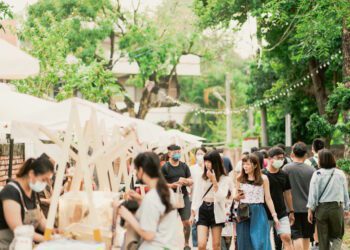 嘉藝點水道頭端午詩人節-漢服、布袋戲、手作攤販齊登場