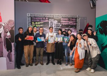 漾新聞|陳其邁化身一日店長 在駁二動漫倉庫開一間漫畫店