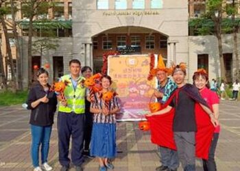 漾新聞|青年國中萬聖節惡魔現蹤宣導交通「不停讓，就搗蛋」