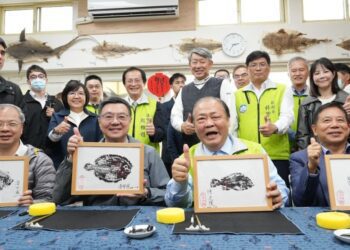 陳光復攜行政院長卓榮泰訪「年年有鰆」 見證青年力量引領地方創生