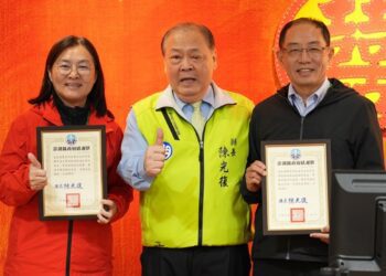 澎湖造林30年成果回顧 陳光復頒發感謝狀表彰31位造林有功人員