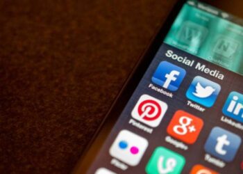 澳洲通過新法 禁止16歲以下使用大多數社群媒體平台