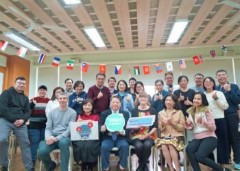 漾新聞|高餐大攜手美國波士頓大學 開設技職EMI教師培訓課程提升教學力