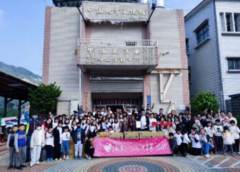 漾新聞｜妤果寒冬送暖650戶 動員百人偏鄉傳愛