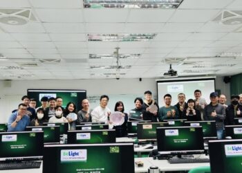 漾新聞|鼓山高中邀陽明交大教授開辦半導體課程　高市高中推半導體課程動起來！