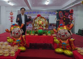 漾新聞|明正國小慶元宵 用乖乖打造超大隻平安龜 小烏龜造型菠蘿麵包乞龜品充滿儀式感