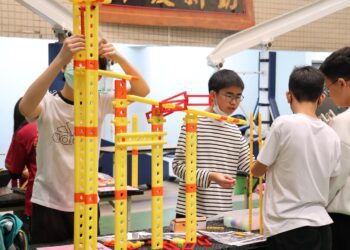 漾新聞|科技積木創意競賽中正高中開戰 166名學子拚創意拚速度