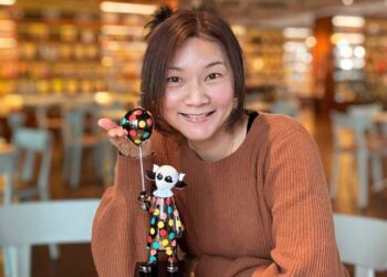 漾新聞|擅長東方獨特性 義守大學蔡孟㯣老師勇奪IAA倫敦設計獎金獎