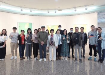 漾新聞|高醫大藝廊詩畫共賞愛瑪蓮「雲野笙歌II」