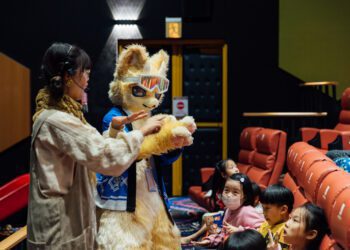 漾新聞|百毛夜行現蹤圖書館 世界母語日熱鬧登場