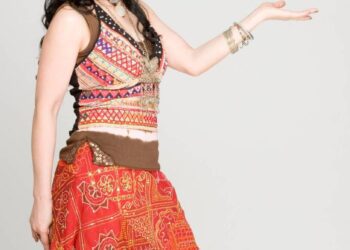 漾新聞 | 高雄女兒潘越雲首登藍寶石舞台 經典雙聲道感動重現