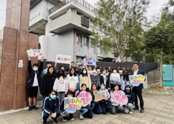 漾新聞 | 鳳中繁星錄取率亮眼！學子勇闖醫學頂大殿堂