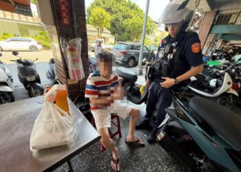 漾新聞｜經不起名店的誘惑 餛飩剛上桌 通緝犯被警帶走打包吃牢飯