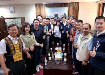 漾新聞|副議長曾俊傑倡建南機場接軌國際