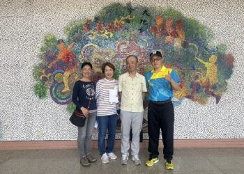 漾新聞|跨海致意超過百年母校足跡 日本校友後代贈鼓山國小兒童節禮