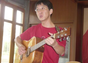 林生祥創作最佳金曲金音 ／黃山高 ／2014高雄小故事三級獎／漾新聞