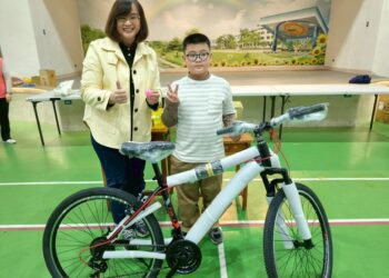 漾新聞|溪洲國小兒童節全校大摸彩學生嗨翻！