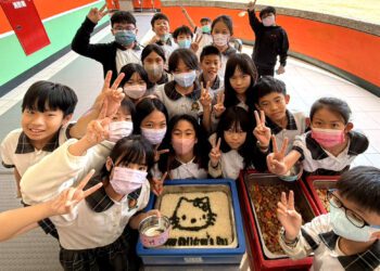漾新聞|華藝附小結合科技美術設計AI午餐 米奇、凱蒂貓出現在白飯上 學生驚喜連連