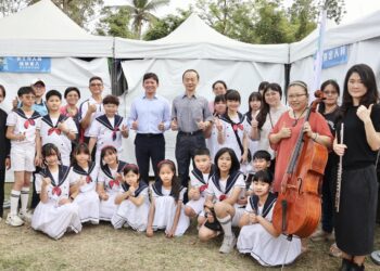 漾新聞｜高雄兒童節歡樂爆棚 高市學校學童熱情演出真的樂高雄