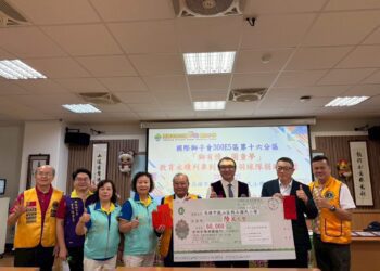 漾新聞∣陳伯宇博士捐助羽球隊 助鼓山國小學子圓夢