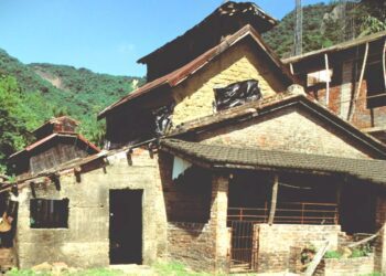 菸葉王國告別年代 / 黃山高 2014高雄小故事三級獎／漾新聞