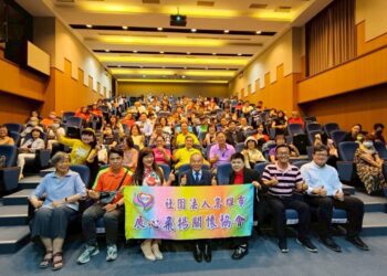 漾新聞|從78元到博士！黃雄鵬現身高雄分享43年奮鬥人生