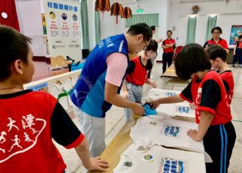 漾新聞｜種下34棵「衣」起愛地球！大潭國小翻轉校服掀永續創客潮