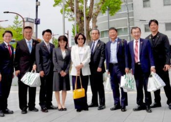 漾新聞|康裕成訪日惹哭日議員！高市議會友情外交超感人