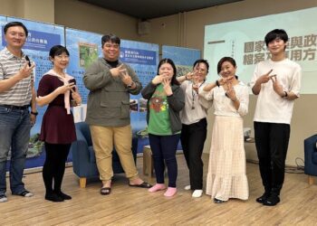 漾新聞|圖書館變身歷史場景！鼓山高中「奇蹟之島」爆紅