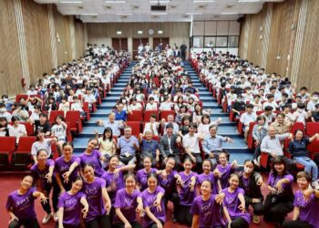 漾新聞|左中舞蹈班×雄中音樂班聯演　歷屆校長齊聚傳愛加油！