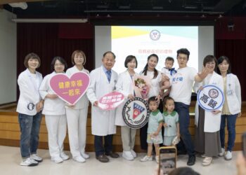 漾新聞|八次試管+千針療程！三寶媽母親節淚謝高醫團隊