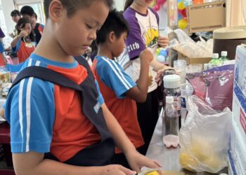 漾新聞|石斑魚市集辦給媽 新港國小獻上最鮮母親節禮