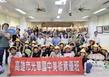漾新聞｜光華國中畫出社區感動 畢展「森之靈」療癒人心