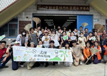 漾新聞|青年走進林園濕地手作掃帚　百年匠魂原來這麼美