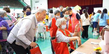 第3屆「福康嘉桃 壽比諸羅SHOW」活動 百位長輩溫馨同樂 祝福長輩平安健康