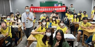 竹縣警辦理青少年財務講座 提升學生暑期打工反詐知能