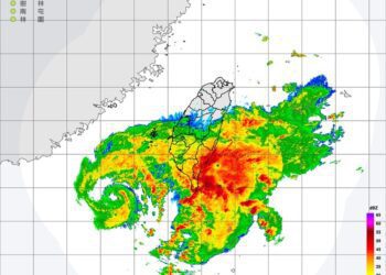 「丹娜絲」颱風北上逼近 東高屏慎防「大豪雨」