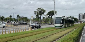 風雨已歇 高雄輕軌下午2時起恢復行駛 高雄捷運正常營運