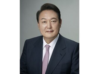 韓法院簽發逮捕令 尹錫悅再遭收押